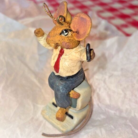 Kurt Adler Hole In The Wall Gang Christmas Ornament - Picture 5 of 5